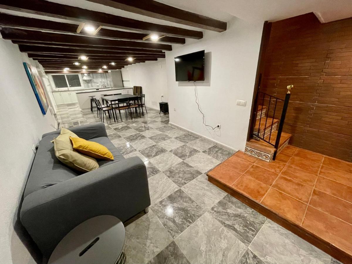 Espacioso Piso Con Entrada Independiente En Part Alta De Tarragona!