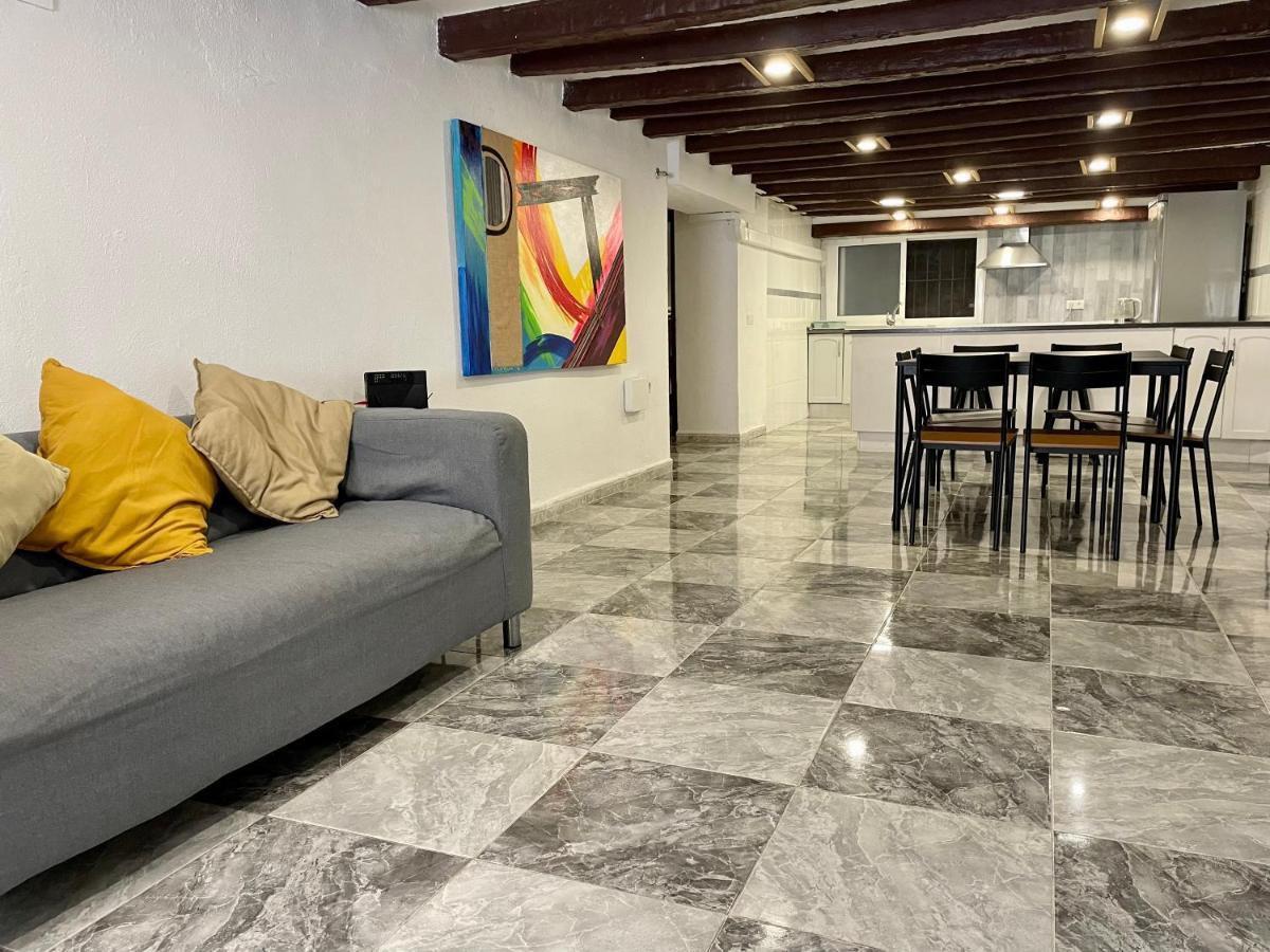 Espacioso Piso Con Entrada Independiente En Part Alta De Tarragona! Apartamento